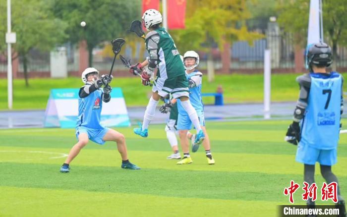 2024年全国棍网球冠军杯在蓉开赛 首届正式赛事吸