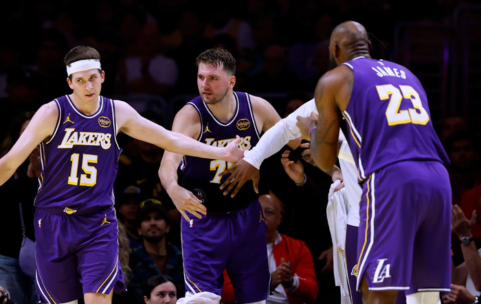 约基奇状态低迷掘金惨败森林狼 NBA季后赛陷入混