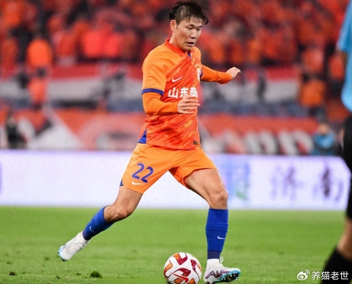 鲁能新援毕津浩对阵旧主 史松宸复出冲击中卫位